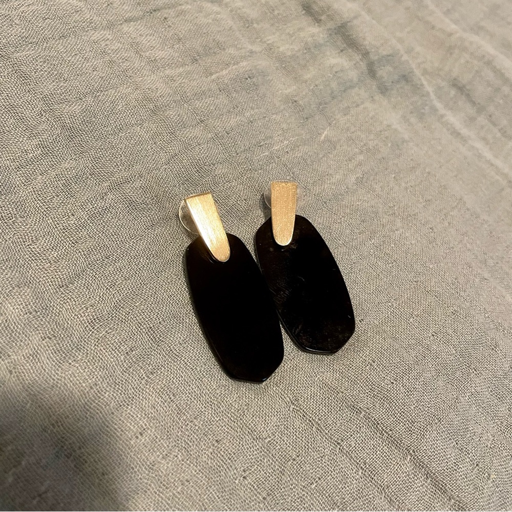 Kendra Scott Marty Onyx Brushed Gold Drop Earrings